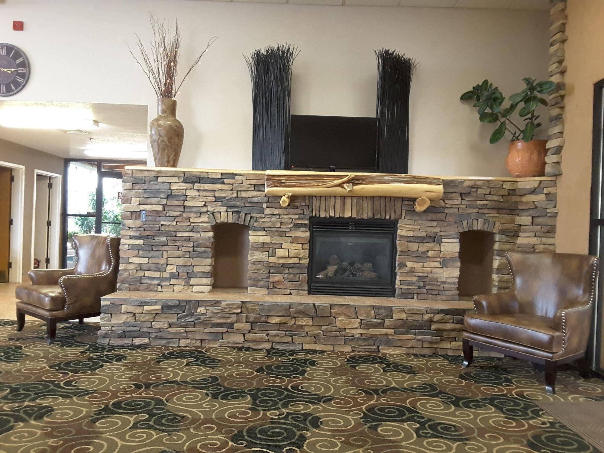 Inn At The Canyons Монтичело Екстериор снимка